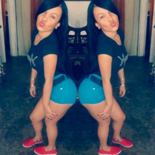 #iBelieveInGod| mis locas : Yuleisy and Julianne|| Futra al rap, de que te vale vestir biien si tu dignidad es de paca.
