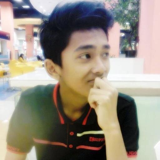 I am HandSome.. Like Jhon Cena and Randy Orton.. Butuh Pacar.. :D..