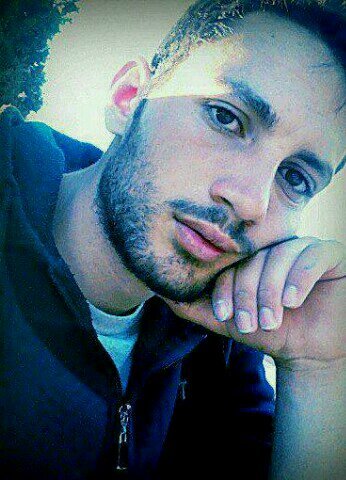 akhsakhs_akhs's profile picture. 