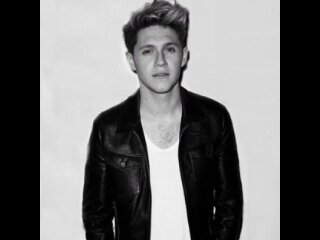 NataliHofficial's profile picture. Gonna stay up all night and jump around like its my last night•