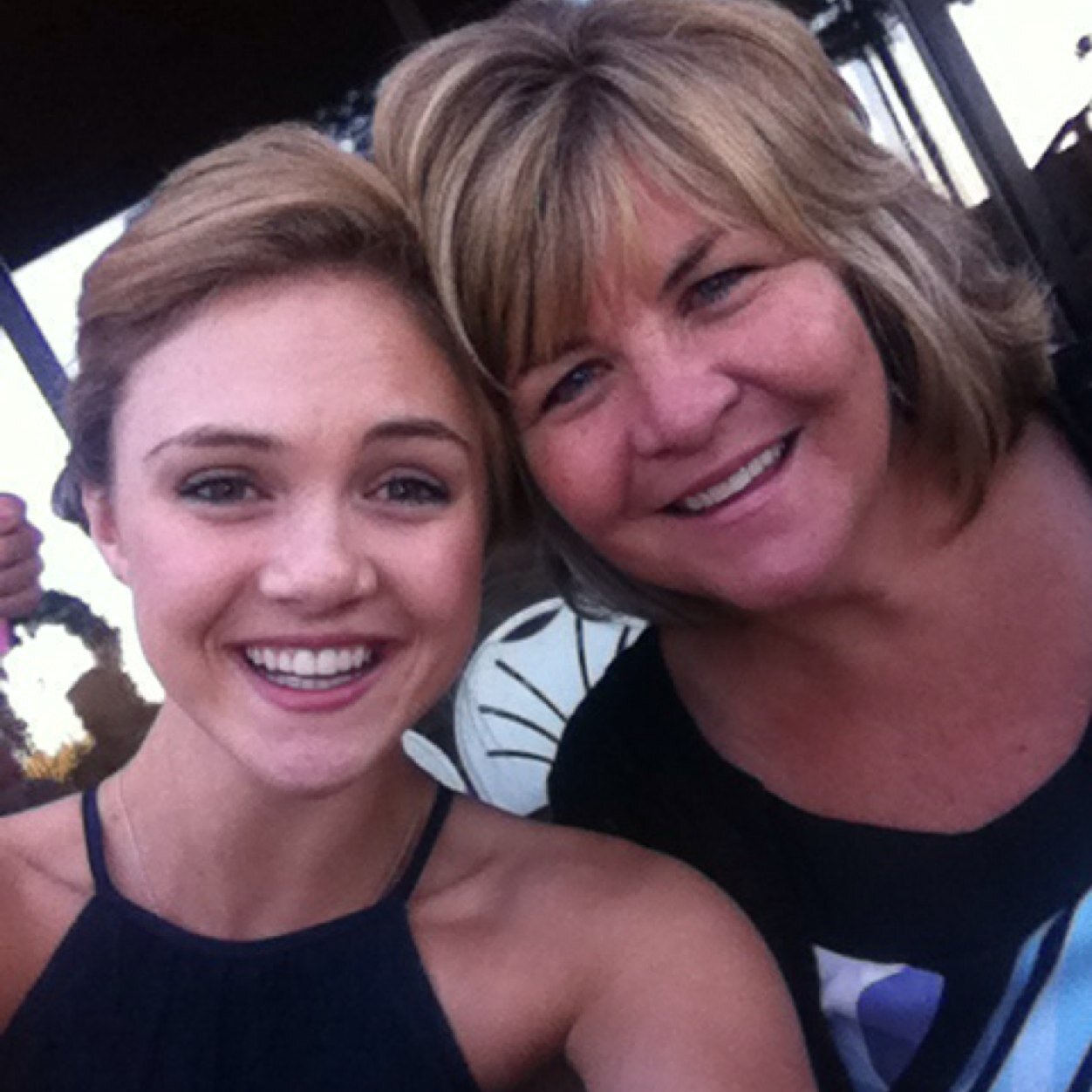 haleyjmsmith's profile picture. 