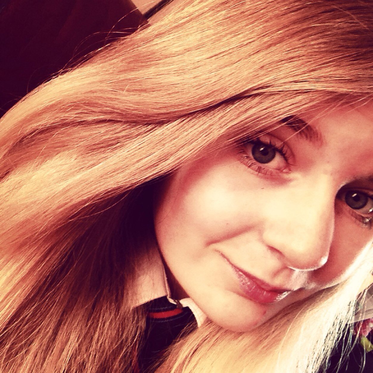 Directioner, Vampette, Friendie! Like 5sos, Olly Murrs, Bruno Mars, UnionJ! One Direction! 
Single
Follow me ill Follow you back!