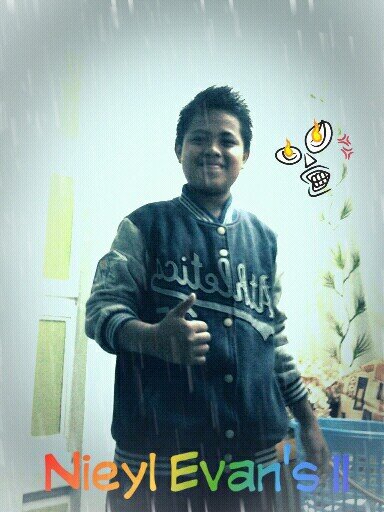 daniealnieyl28's profile picture. 