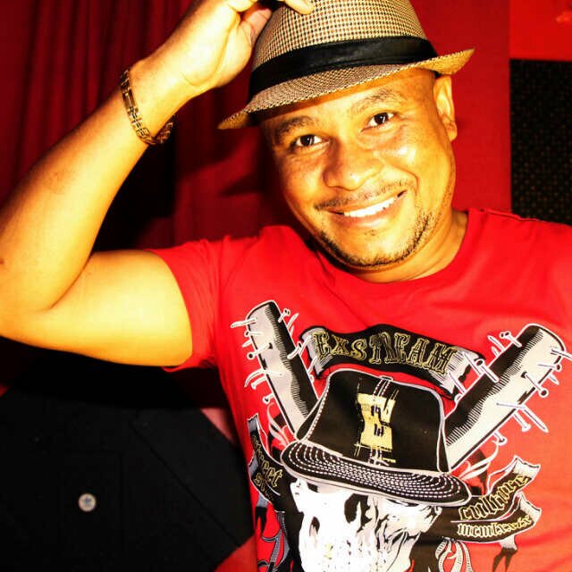 davidhill206's profile picture. 