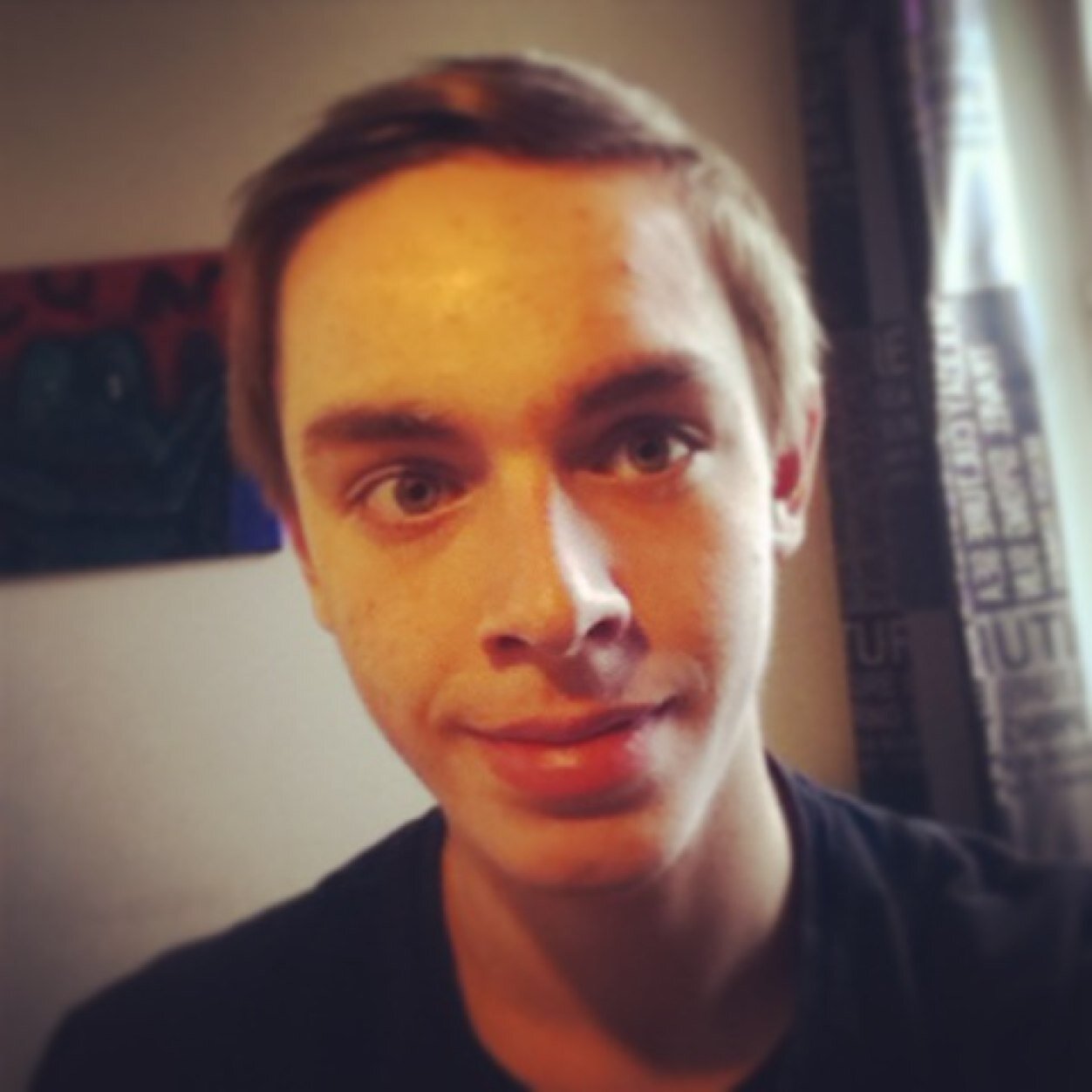 HeieYoutube's profile picture. Can you please check out my yt videos, and let me know what you think of them, please, and maybe subscribe? Please http://t.co/PFMNzI3Ogc