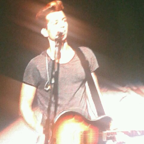 Union J&Justin Bieber&The Vamps&Room 94&Daniel Robinson&Janoskians are my life!♥ met Union J 21/10/13 and 6/1/14♥seen them 6/2/13 and 6/1/14♥