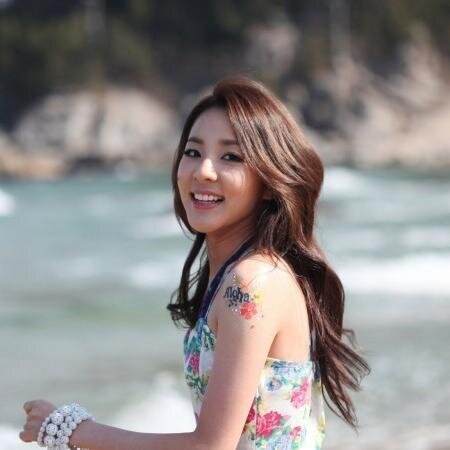 dyanalulu7111's profile picture. Assalamualaikum 😊 Begin everythings with Bismillah 🌷 Live life to the fullest 💪🏻💪🏻♥️