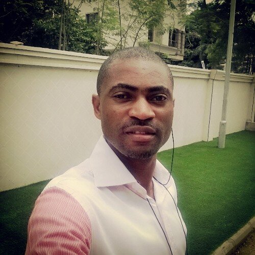 Am cool guy, lovin', doin' my own thingz in the best way I can. I don't look @ the market noise or what others feel about me. In God Alone I trust. IG phlexyz