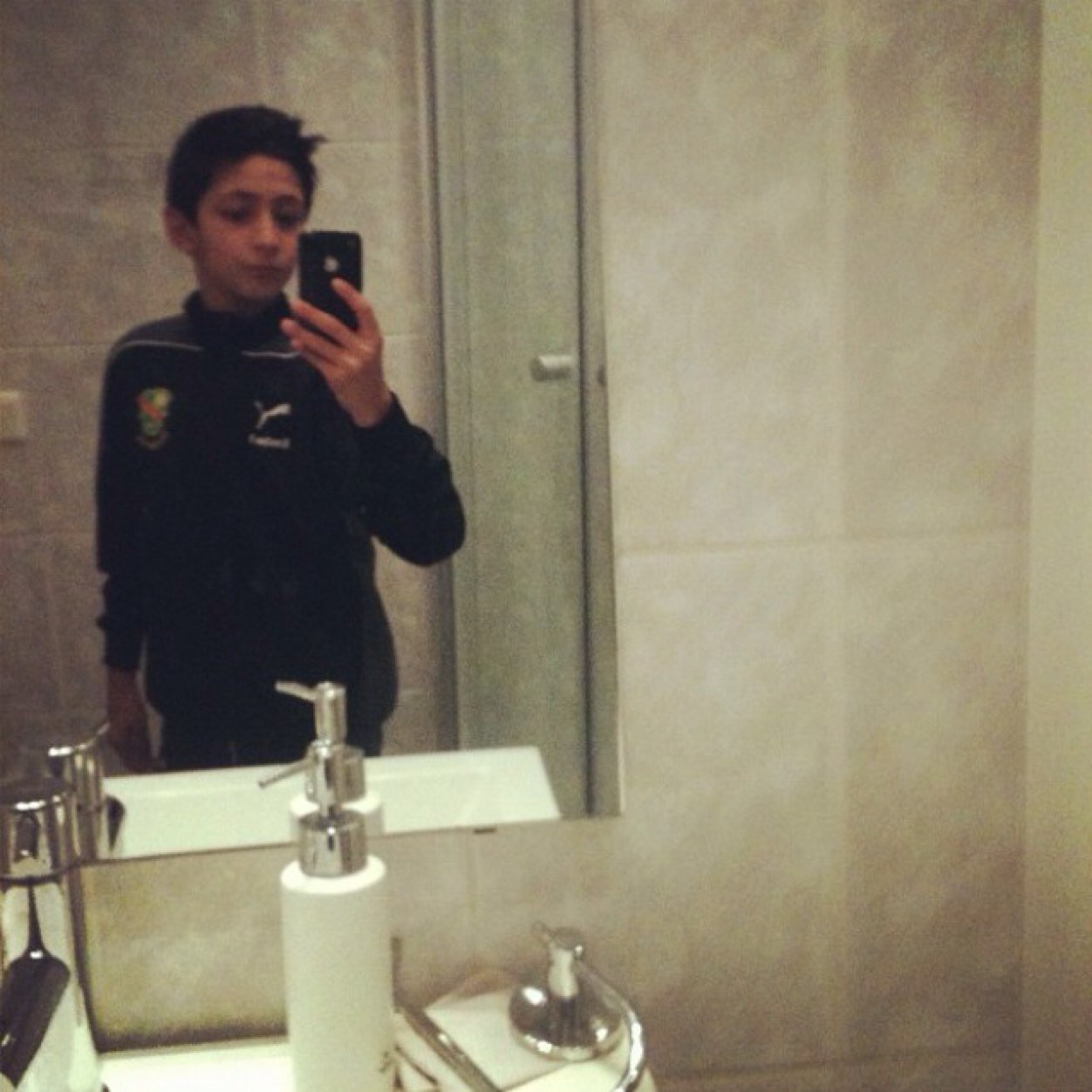 emiloeme1479's profile picture. 