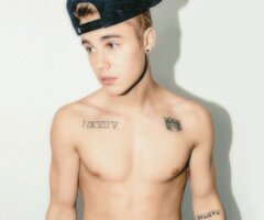 ♡∞♡I love Justin Bieber♡∞♡ OK?!? :'D