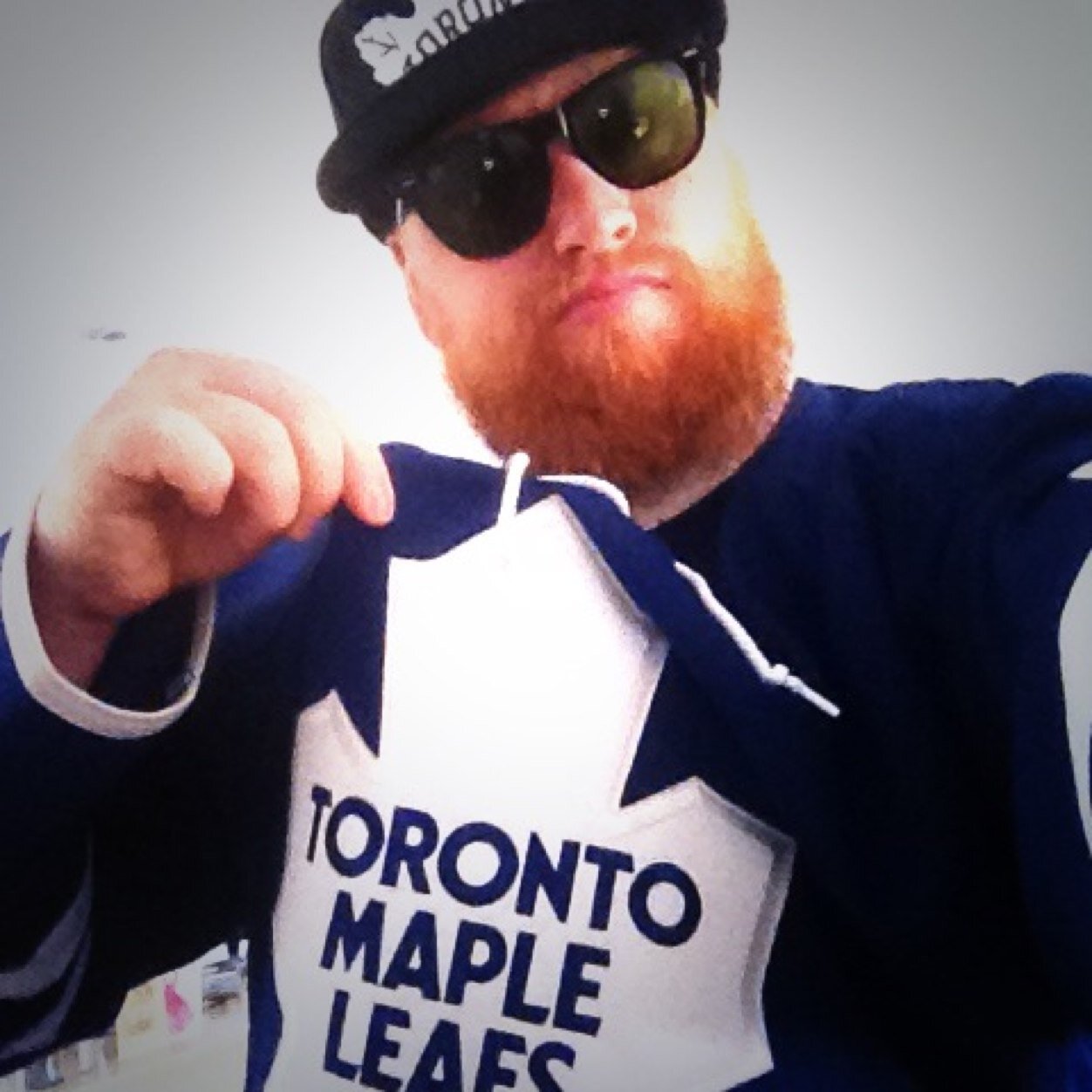 Australian Born and Based Ice Hockey Fan.
Been following the Leafs for 10 years. 
Blood runs Blue and White, even this far away from Toronto. 

Go Leafs Go