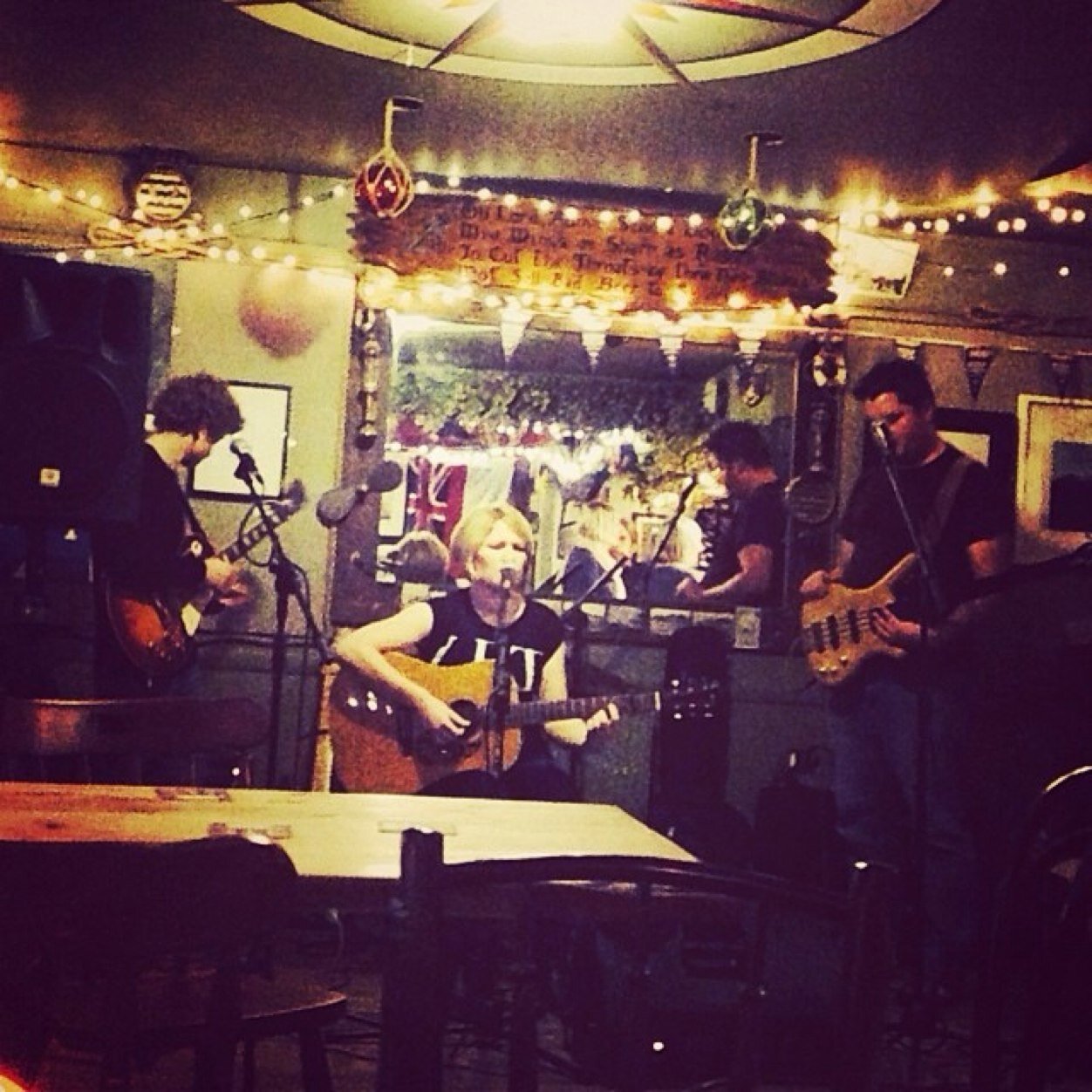 VelvetDaisy3's profile picture. Beautiful original folk from East Kent.