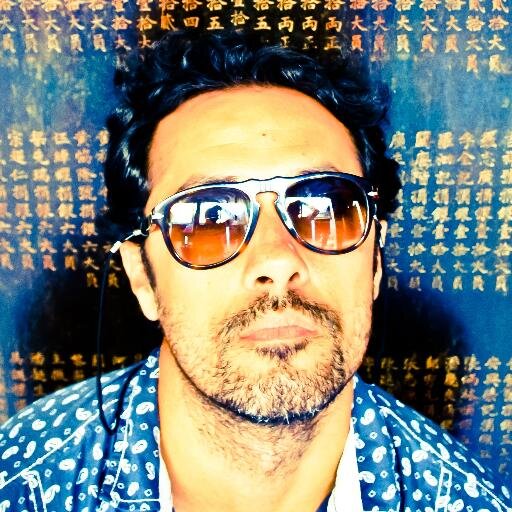 CEO & Brand Manager https://t.co/prcpGiog3g | MARKETING | Siempre haciendo cosas que no sé hacer para aprender cómo hacerlo | Mejor en Vespa