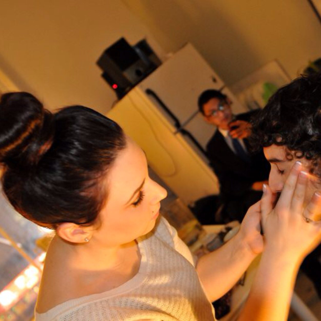 makeup_kim's profile picture. Makeup is about expressing your inner beauty and creativity.