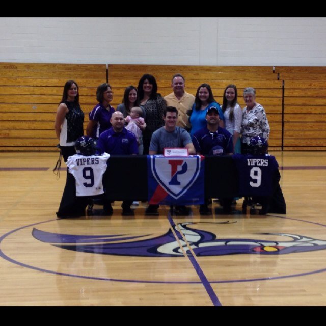 Carolin31990642's profile picture. 