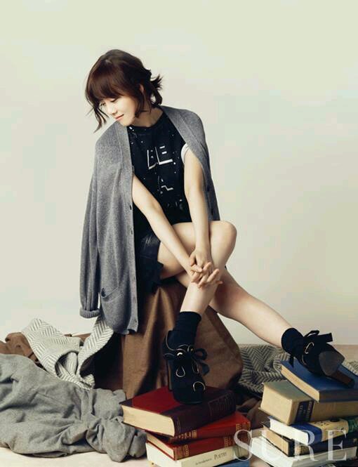 Go Hye Sun .. Boys Over Flowers Actris 1989 29 years old. Lee Min Ho  1987 26 years old. (Bof F4)