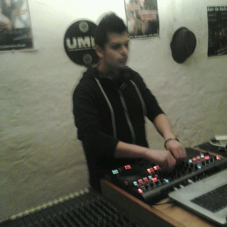 minecavalier's profile picture. Dj especializado en el DnB, gamer aficionado al minecraft