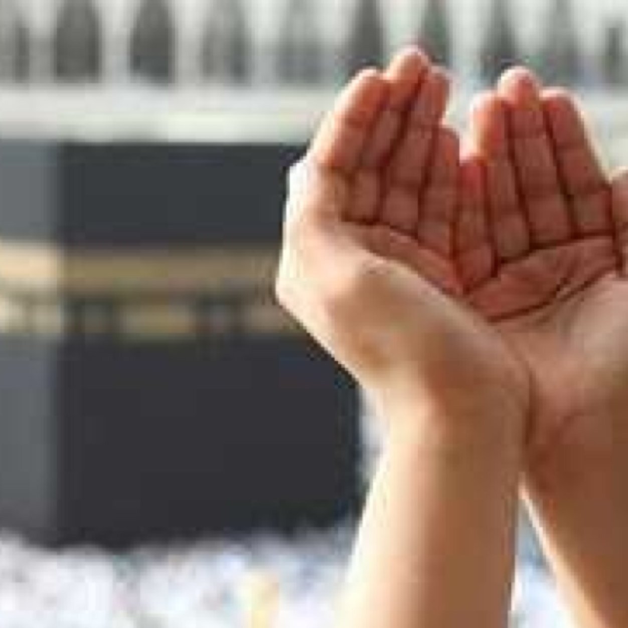 أذكآر + أدعيه على مدآر السآعه ( آللہمَ ارزقني نفساً مطمئنہ ٺوقن بوعدگ وتسلم لاامرگ و ٺرضى ﺑقضآئگ )