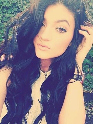 Fauxingher__'s profile picture. Hey im Kylie Jenner but call me Kay! I'm 16 years old|Have 2 older sisters|Model for forever 21