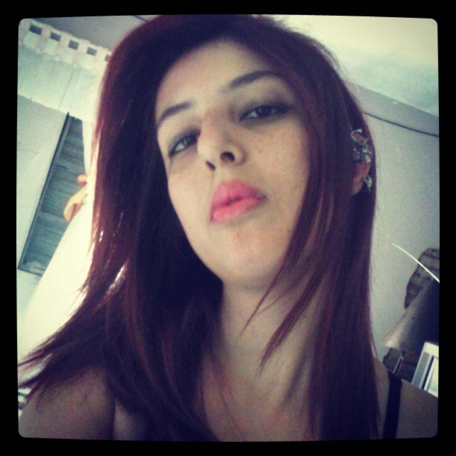 Quando eu te vejo eu começo a sorrir , eu começo a sorrir
Não quero desperdiçar a chance de ter encontrado você
Hoje o q eu mais quero é fazer você feliz