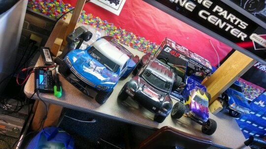 fifthrockets's profile picture. Wonderful students of @MrRocketTeacher sharing fun and excitement from our classroom.