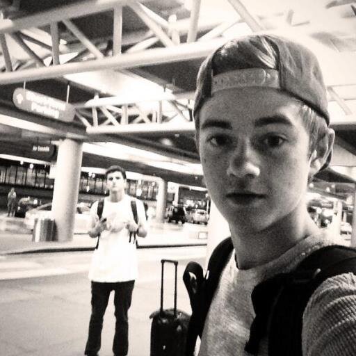 My Icon and Header don't match, BADASSSSSS~RP