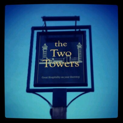 A buzzing local pub in West Norwood / Gipsy Hill

Great lager, ale, Premiership, music, pool, & live conversation!

Junction of Gipsy Road & Salter’s Hill