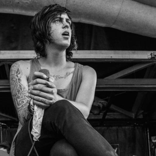 Official back up twitter for Kellin Quinn. Vocals for @swstheband owner of http://t.co/E5cmvCqhug  @anthemmade