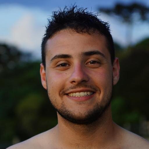 Descobrindo o mundo empreendedor, amando a VIDA e disposto a ajudar as pessoas.