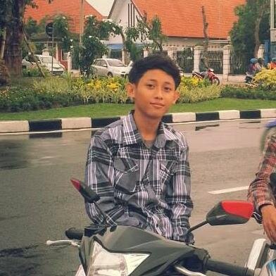 MauLanaDevasta's profile picture. Mudah Diingat, Susah DiLupakan ♫