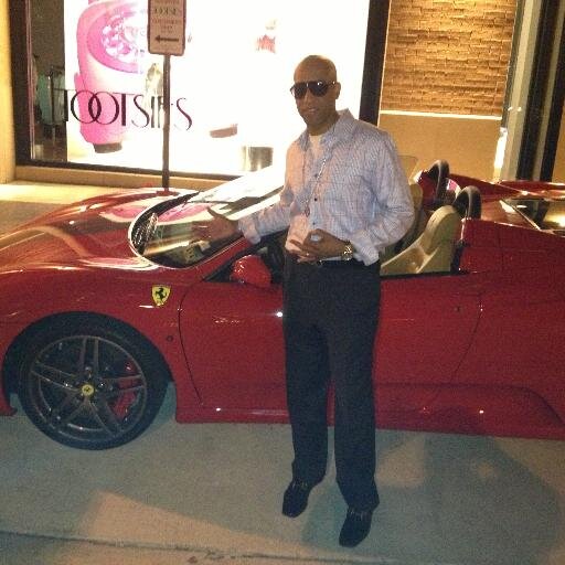 Runner, critical thinker, President of the Reggie Hampton fan klub; your favorite Nupe's favorite Nupe