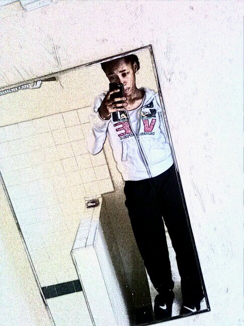 INSTAGRAM ME @_ _July20