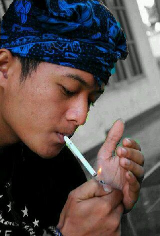 Ema..kiwari ukur carita kiwari ukur waasna ..anjeun geus mulang kaditu negri tunjung sampurna ,negri panungtungan tempat ahir pangjugjugan manusa nu kumelendang