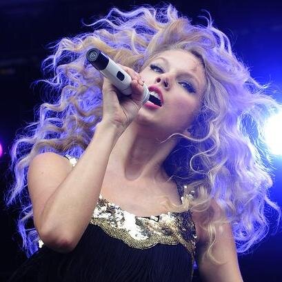 i love help other to become a better and famous singer