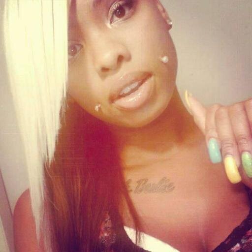 Independent Queen All about $$$ New to this but Follow & I'll follow back :)