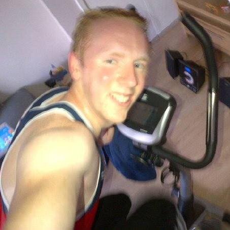 Former paratrooper, REP's registered and insured personal trainer and nutritionist. Helping you reach your fitness, sporting and lifestyle goals.