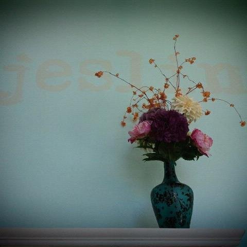 Shabby chic salon and boutique.Give us a call to book an appointment or book online! Hair is our best accessory! 619.450.4764