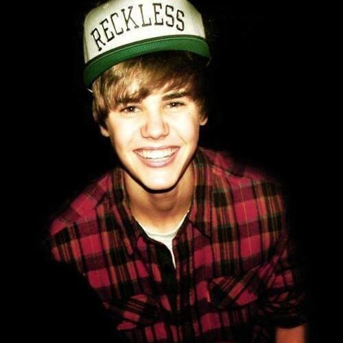 Ana_Kidrauhl31's profile picture. Justin Bieber, One Direction, Cher Lloyd ♥ It all started with so sick, torn and turn my swag on.