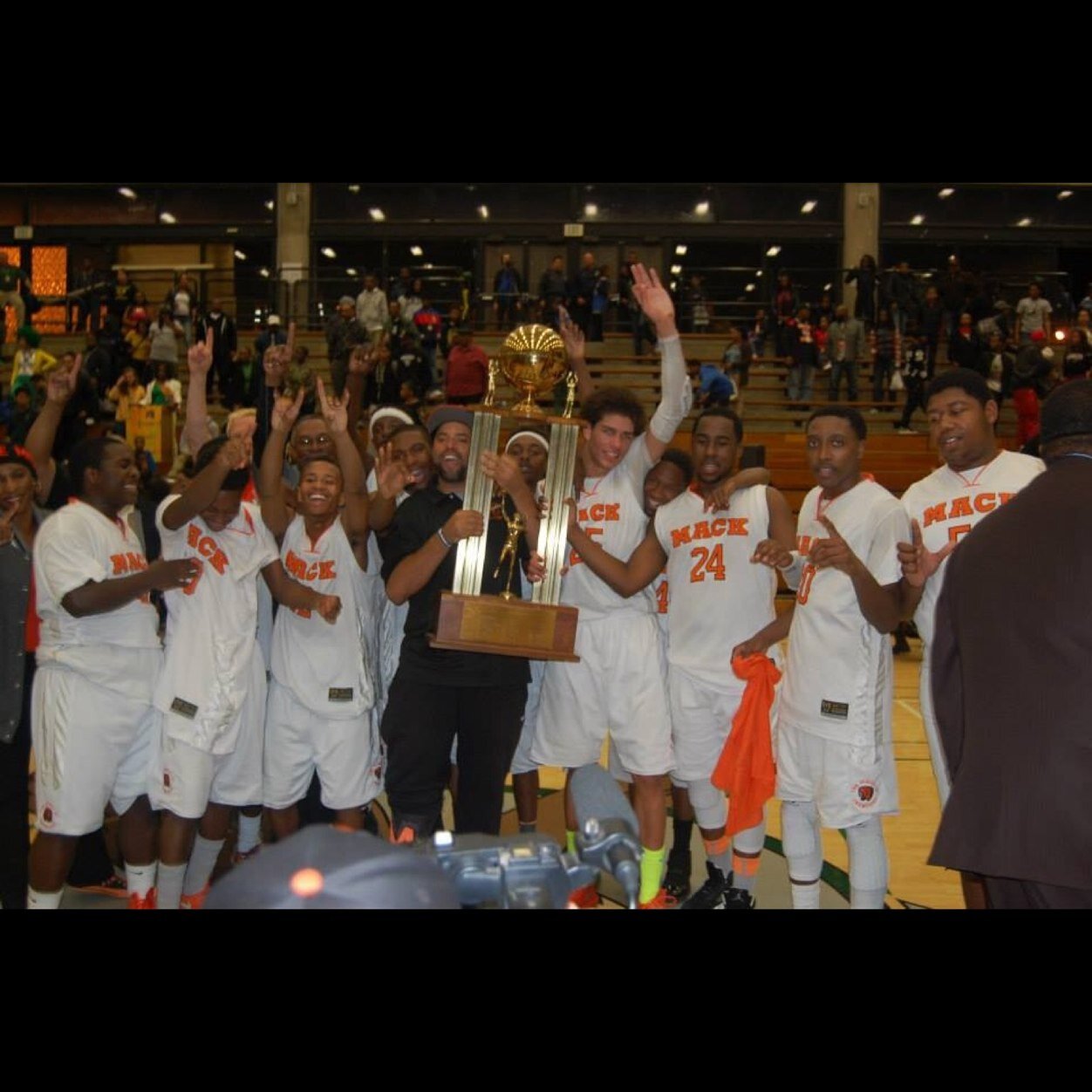 Official Twitter of McClymonds Boys Basketball Program.