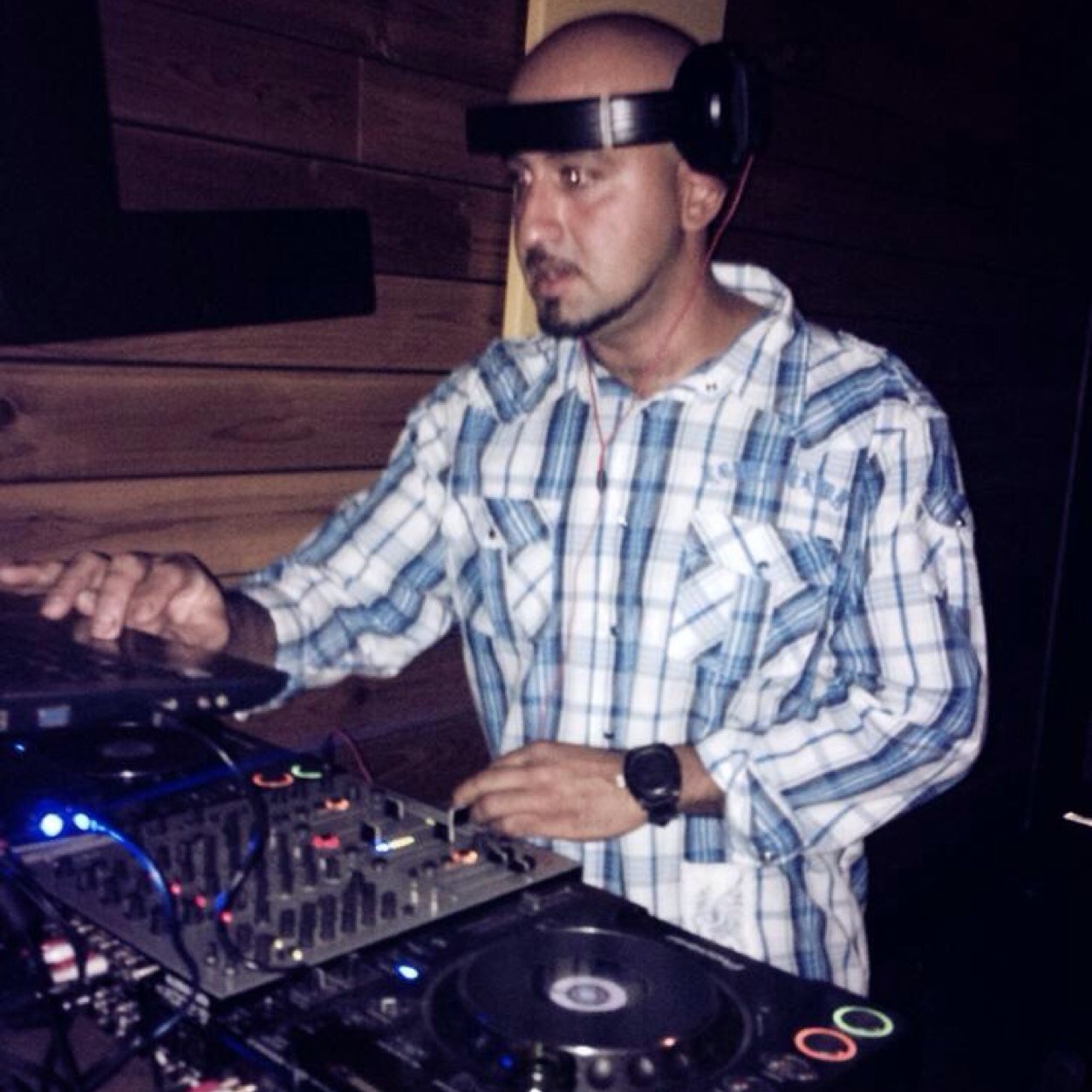 DJ_Casilimas's profile picture. Colombian, DJ, Constructio,