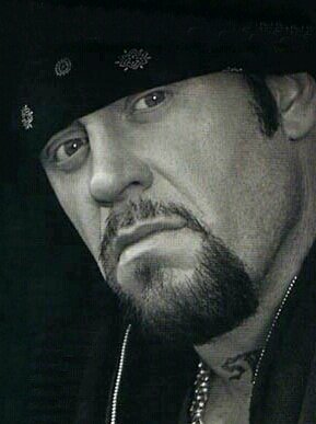Aries Max O'Shea. 32. May 16, 1982. Vice President Of @_DieselOrtiz_ Biker Gang. @IrishBikerKevan's Brother. The Beautiful @LilLucyTaylor91 Lives With Me.