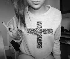 Welcome to wonderland,beautiful images, texts, so... JUST HAVE FUN!