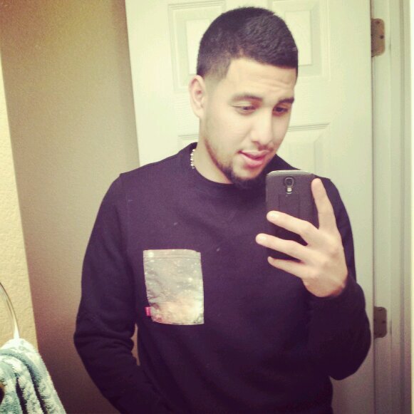 Aranda92J's profile picture. 