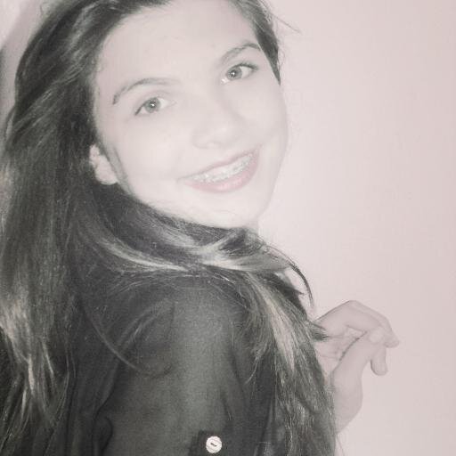 Sou uma carta gigante, chata, cheia de erros, longa demais, muito complicada.