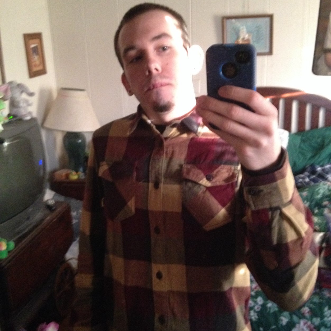 a simple guy who likes to party