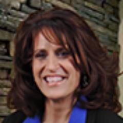Senior mortgage consultant @ Ruoff, Wife and mother of two