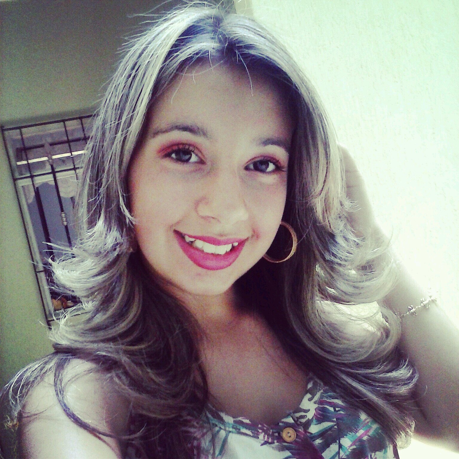 Não sei o que escrever.... tirem suas próprias conclusões sobre mim!         http://t.co/2UXpDY11fC…