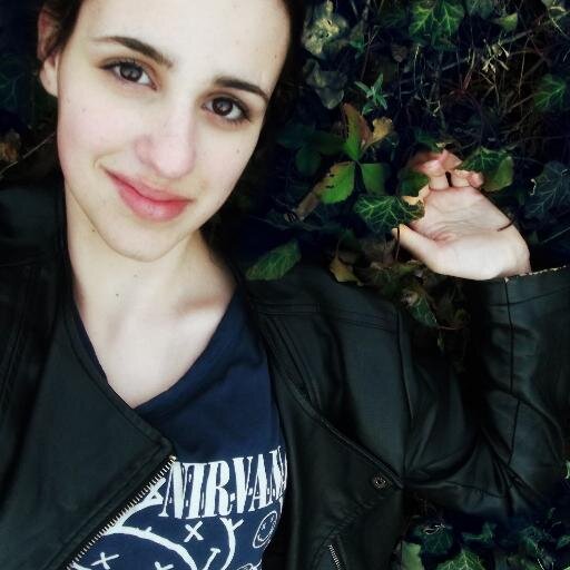 Hi I'm Hungarian. I'm dancing hip-hop and jazz, and i'm fluting too