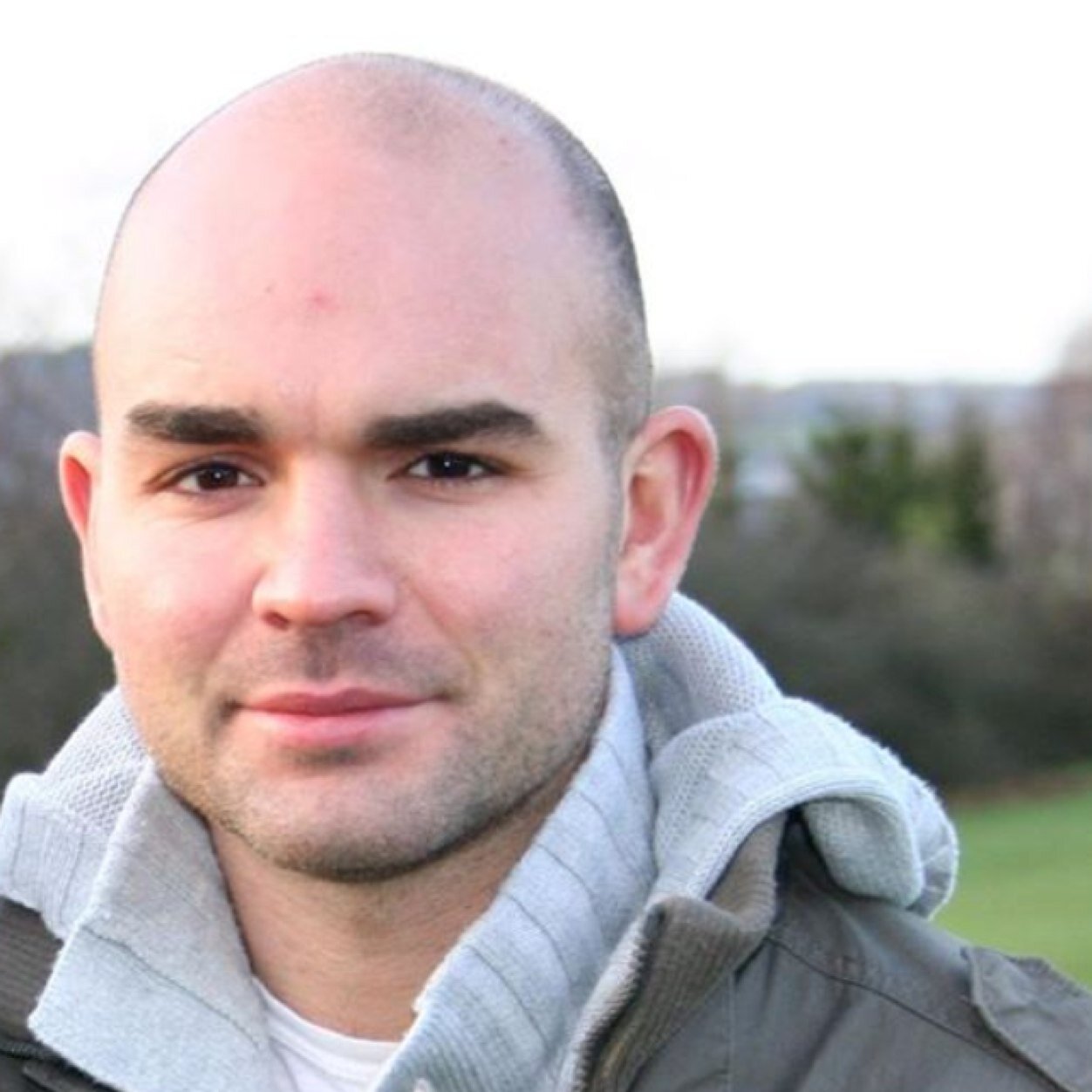 Martyn James provides a wide range of decorating services across the West Midlands and beyond. Please get in touch for a free quote 07912566765