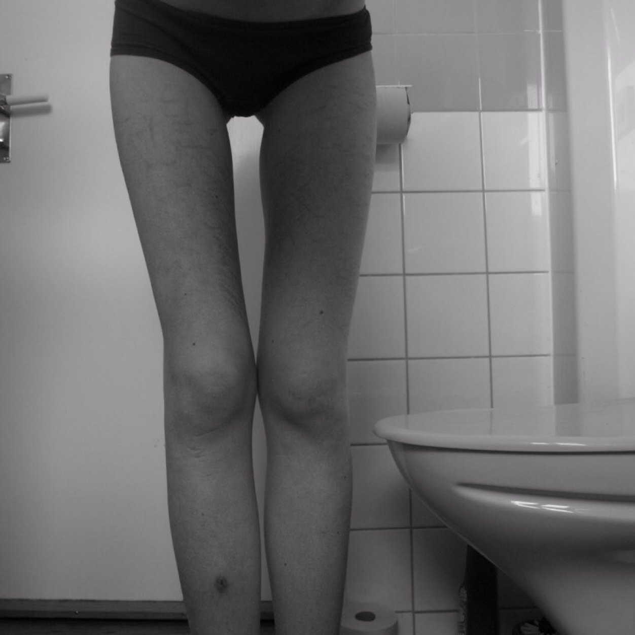 im an 18 year old girl with anorexia. you've probably heard my name before, but thats all you need to know.